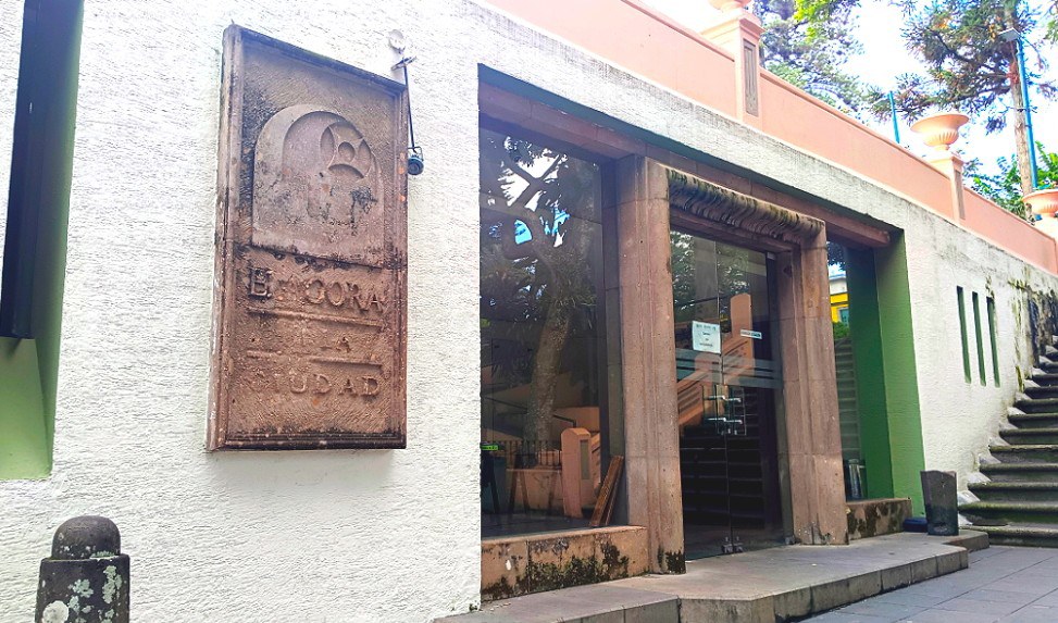 agora