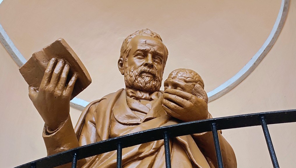 estatua